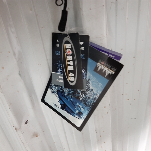 Man's winter jacket - Picture 3 of 10